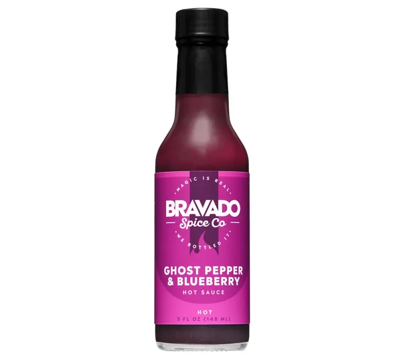Ghost Pepper & Blueberry Hot Sauce von Bravado Spice Co. ☆ Mit fruchtigen Blaubeeren ☆ Scharfe Sauce ☆ Jetzt bestellen!