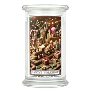 Santa’s Workshop Duftkerze ☆ Kopfnote: Holz, Kirsche ☆ Herznote: Tabak, Wildleder ☆ Basisnote: Moschus, Zeder ☆ Europaweiter Versand ☆ Jetzt bestellen!