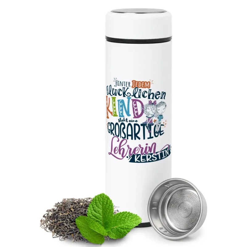 Weiße Thermosflasche mit buntem Lehrerinnen-Design und Teesieb.