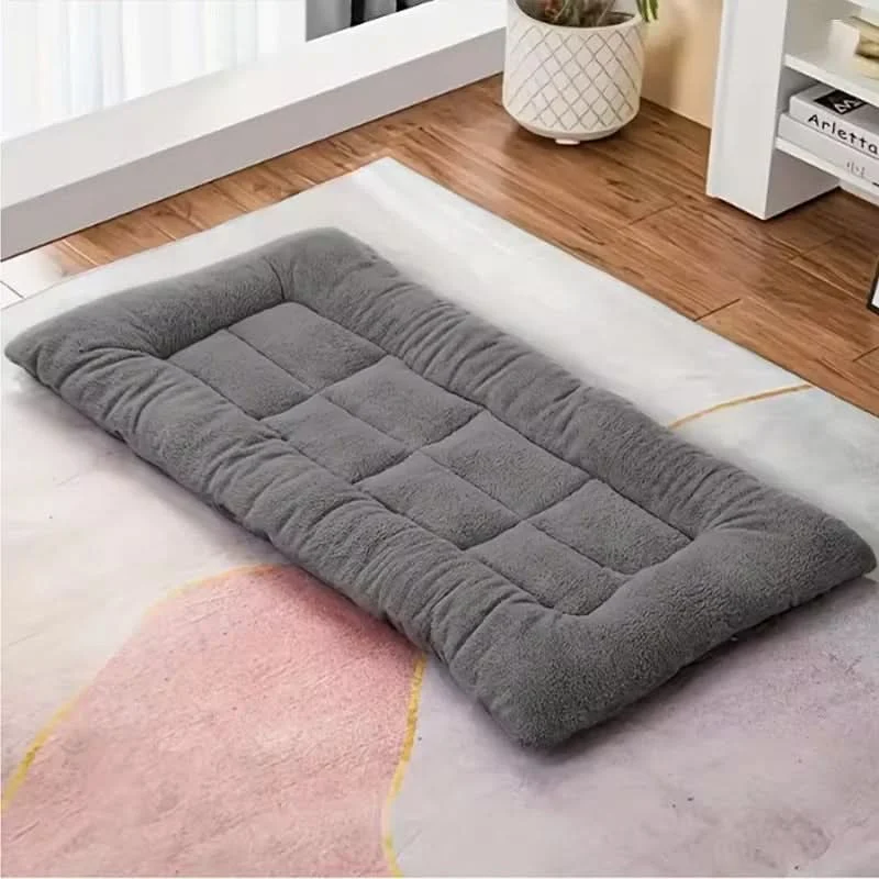 CLOUDPAWS – Plush Extra Large Pet Bed Mat