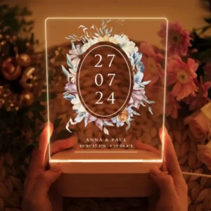 Personalisierte Blumenkranz LED Lampe mit Datum – Romantisches Geschenk für Brautpaare
