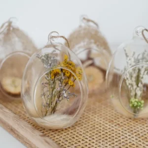 Trockenblumen Dekoration für Ostern - Deko-Anhänger Osterei mit Trockenblumen - Tanafleur