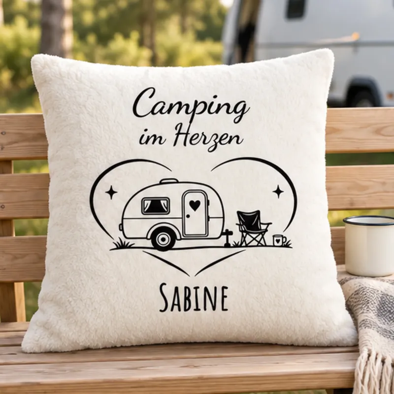 Vorderansicht: Camping-Kissenbezug Camping im Herzen, personalisiert mit Sabine