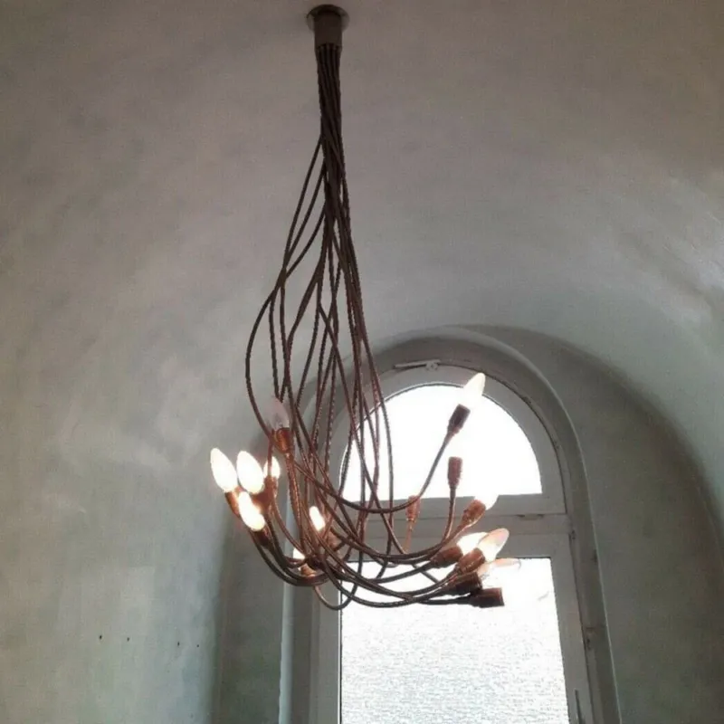 Catellani & Smith Turciù 16 LED Hängelampe Flex 160cm lang mit flexiblen Armen und warmem Licht.