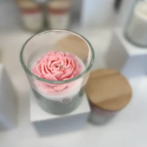 Duftkerze „Peony Blush“ – Sojawachs mit Pfingstrose & Coco Mademoiselle Duftnote