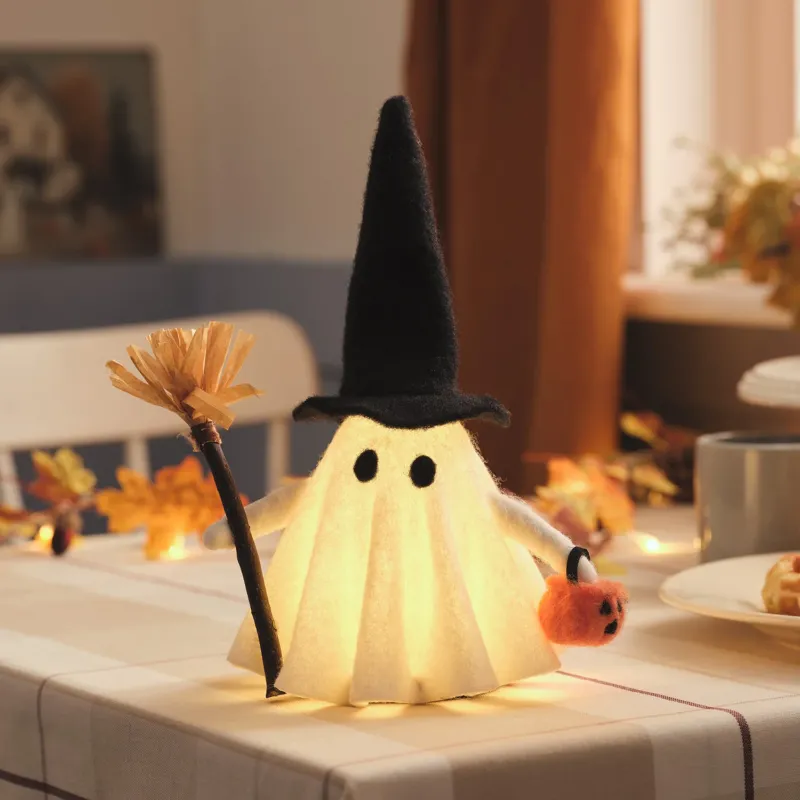 Gloria der Geist LED-Halloween Deko mit Hexenhut und Korb