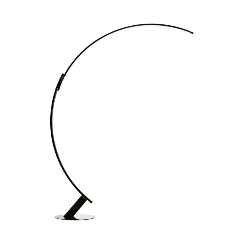 Kundalini LED Bogen-Stehlampe Kyudo Dimmbar mit elegantem, gebogenem Design auf modernem Standfuß.