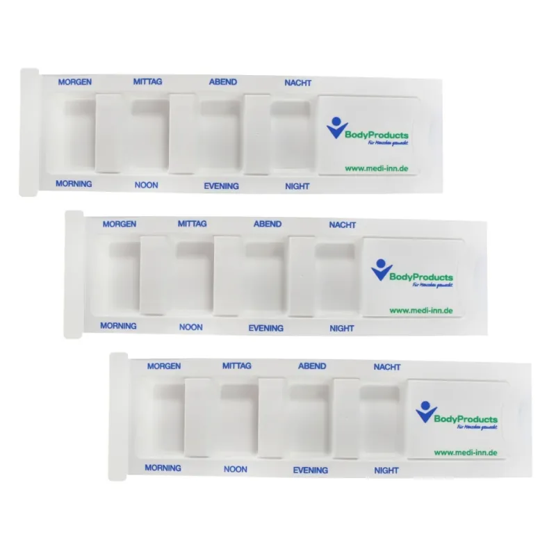 Ein medizinisches Produkt in einer klaren Verpackung wird vor einem neutralen Hintergrund gezeigt. Der Artikel hat eine moderne, ergonomische Form und ist in einem frischen Weiß mit blauen Akzenten gehalten. Das Produkt zeigt mehrere kleine Öffnungen oder Klingen auf der Oberseite, die für medizinische Anwendungen bestimmt sind.