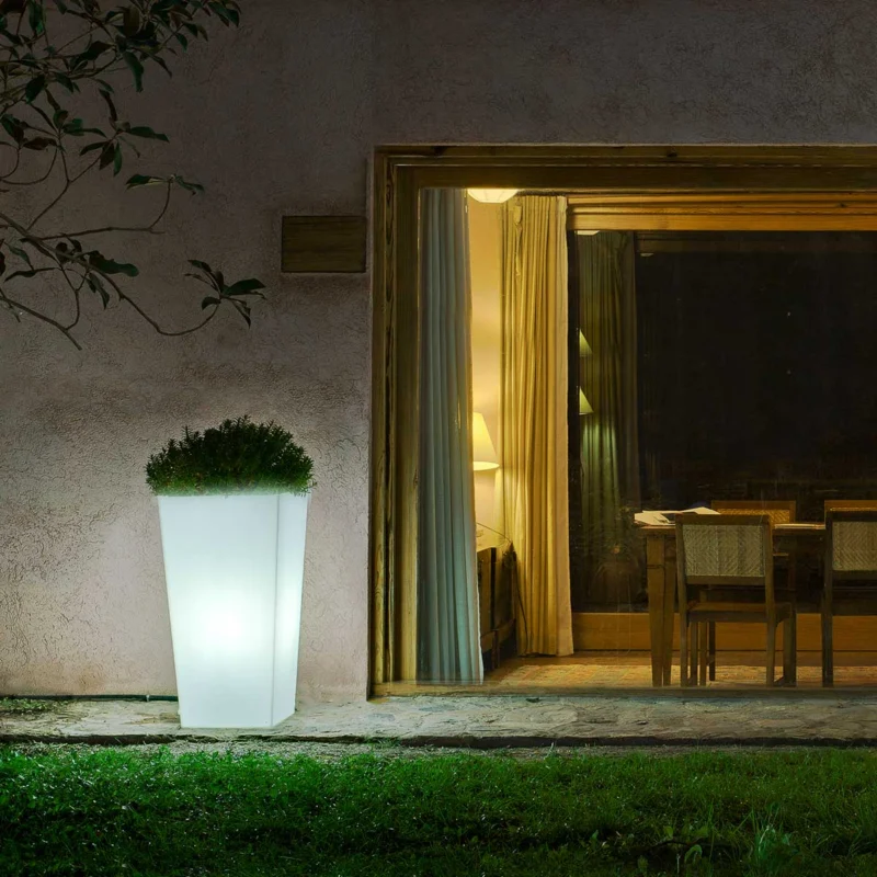 BLUMENKASTEN QUADRATISCH MIT LICHT MELISA 40