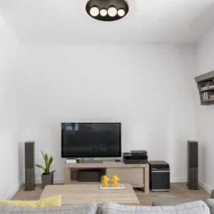 Velna LED Deckenleuchte 4-flammig Ø 62,2cm 3000K Schwarz moderne schwarze Deckenleuchte für Wohnraum