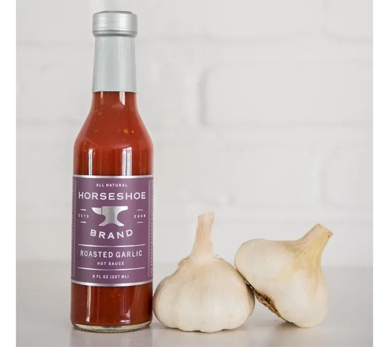 Roasted Garlic Hot Sauce von Horseshoe Brand kaufen – scharfe Knoblauch-Sauce online bestellen