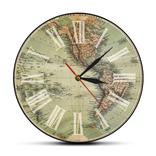 Vintage Wanduhr mit alter Weltkarte Design