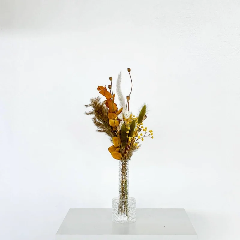 Herbstliche Harmonie: Mini-Trockenblumenstrauß in kräftigen Tönen - Lykke&You GmbH