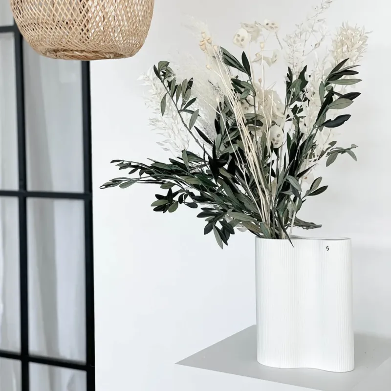 Trockenblumenstrauß grün weiß Olive ca 60 cm