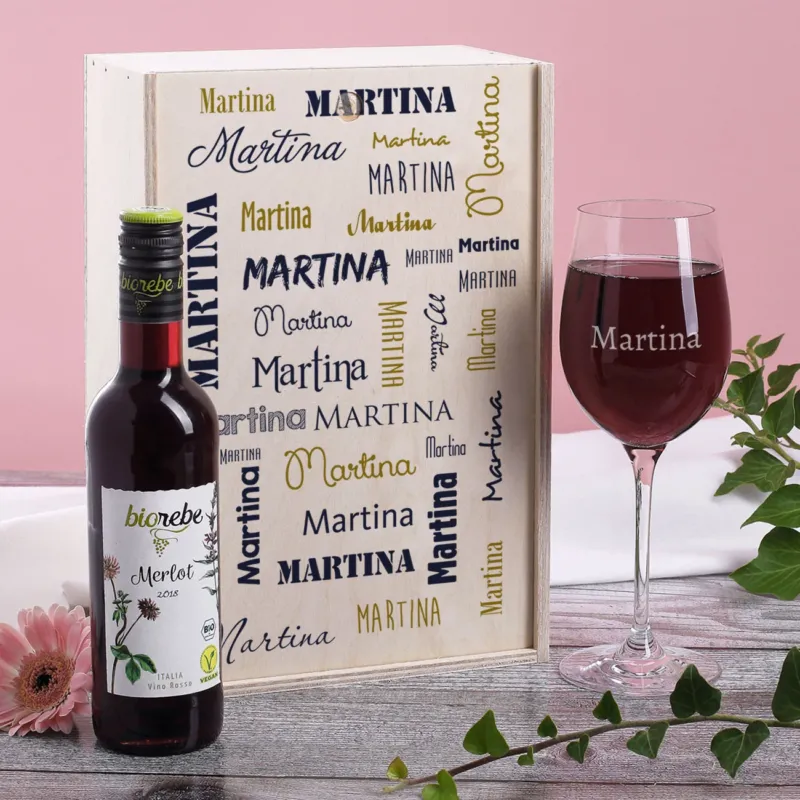 Biorebe Wein mit graviertem Glas und persönlicher Holzbox