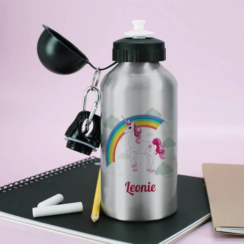 Silberne Trinkflasche mit Einhorn und Ihrem Wunschnamen bedruckt