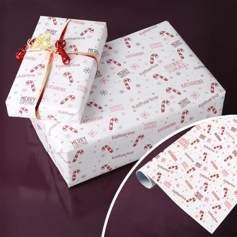 Weihnachtliches Geschenkpapier mit Name