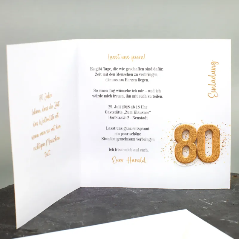 Innenansicht der Einladungskarte zum 80. Geburtstag mit Einladungstext, Datum und Namen Harald